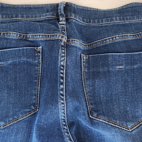 J Jill Weekender Straight Jeans 8P - Picture 2 of 3